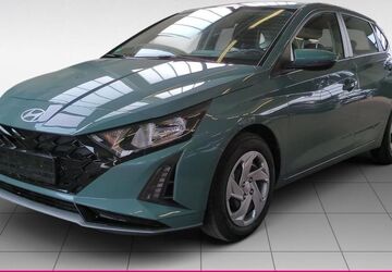 Hyundai i20 14.985 km 16.660 &euro; München 81677