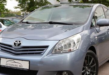 Toyota Verso 141.279 km 3.990 &euro; München 81243