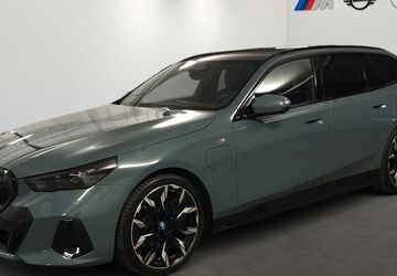 BMW 550 13.660 km 82.490 &euro; München 80687