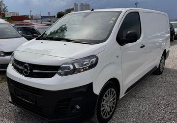 Opel Vivaro 200.000 km 8.450 &euro; München 81829