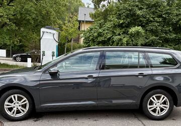 VW Passat Variant 106.000 km 12.700 &euro; münchen 81545