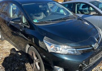 Toyota Verso 166.000 km 4.799 &euro; Kirchheim 85551