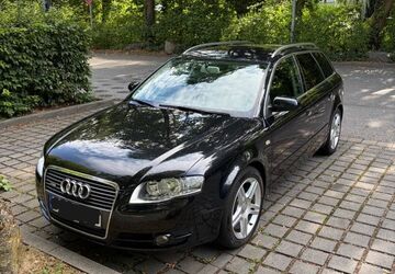 Audi A4 176.000 km 5.450 &euro; München 81675