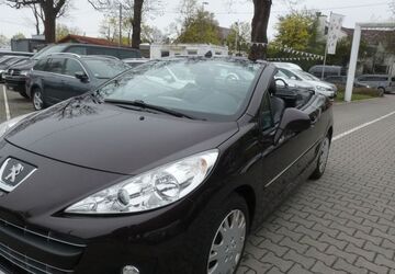 Peugeot 207 105.683 km 2.990 &euro; München 81825