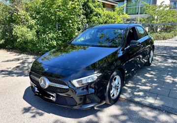 Mercedes-Benz A 180 176.000 km 15.990 &euro; München 81673