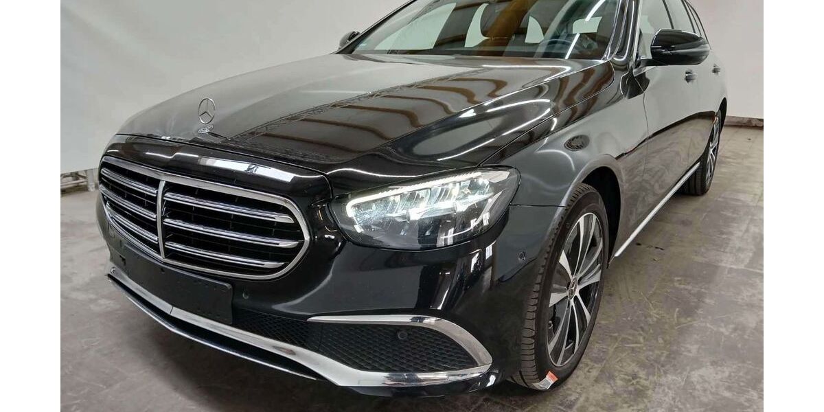 Mercedes-Benz E 220 89.000 km 30.990 &euro; München 81243