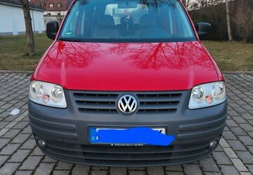 VW Caddy 230.543 km 2.450 &euro; Munchen 81549