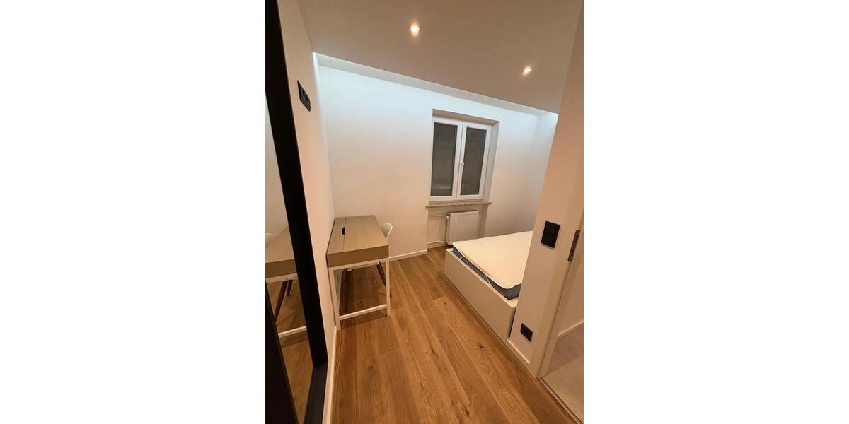 Etagenwohnung München Ramersdorf-Perlach - 1 Zimmer, 10 m&sup2;, 730&euro; | Angebot:26563870