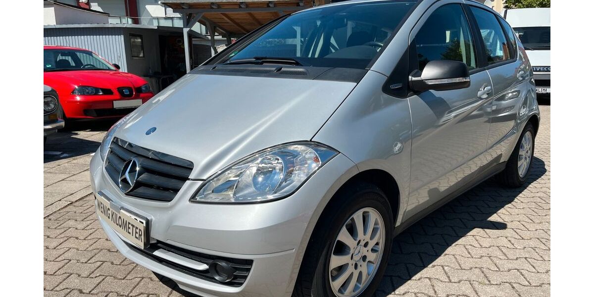 Mercedes-Benz A 150 107.000 km 3.990 &euro; München 81825
