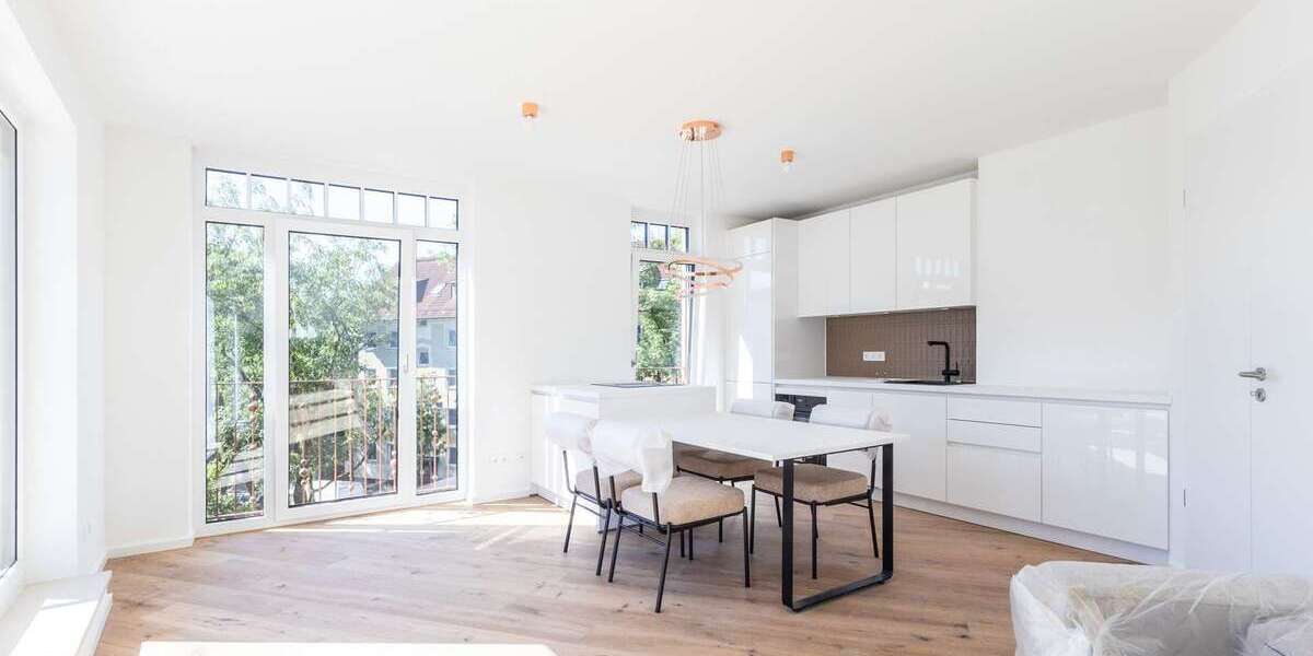 Etagenwohnung München Schwabing-Freimann - 3 Zimmer, 85 m&sup2;, 2.850&euro; | Angebot:27230409