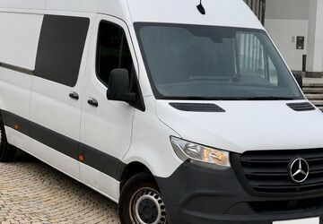 Mercedes-Benz Sprinter 199.000 km 22.990 &euro; München 81827