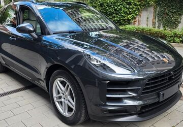 Porsche Macan 62.000 km 46.777 &euro; München 80689