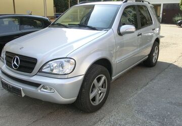 Mercedes-Benz ML 270 179.800 km 3.990 &euro; München 80807