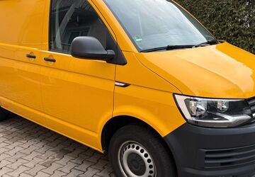 VW T6 Transporter 262.000 km 8.999 &euro; Puchheim 82178