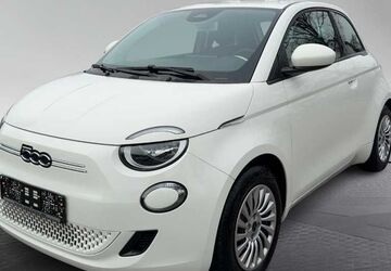 Fiat 500 11.300 km 18.690 &euro; München 81249