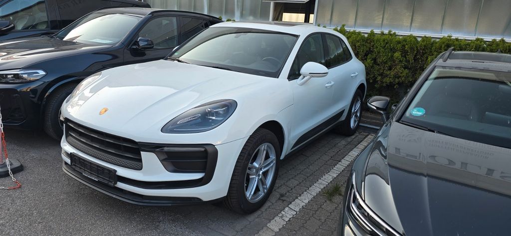 Porsche Macan 52.300 km 52.899 &euro; München 80689
