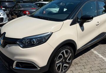 Renault Captur 27.454 km 8.490 &euro; München 81827