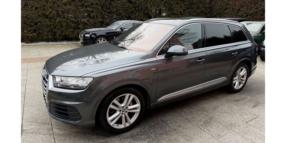Audi Q7 195.000 km 23.980 &euro; München 81827