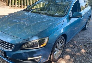 Volvo V60 90.000 km 9.900 &euro; München 81375