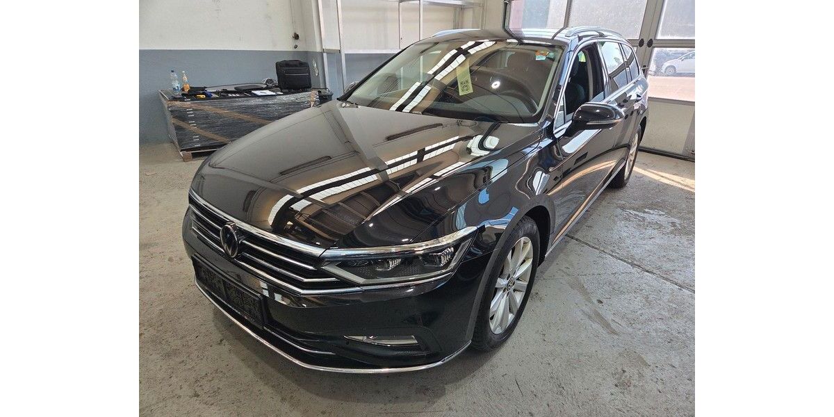 VW Passat Variant 65.800 km 22.900 &euro; München 80939