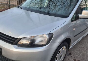 VW Caddy Maxi 334.245 km 4.900 &euro; München 80995