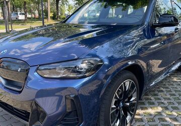 BMW iX3 79.000 km 41.449 &euro; München 81243