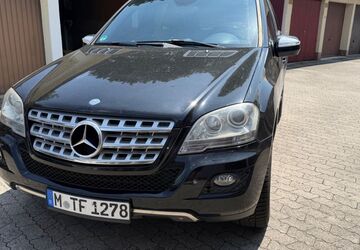 Mercedes-Benz ML 320 305.689 km 3.999 &euro; München 81929